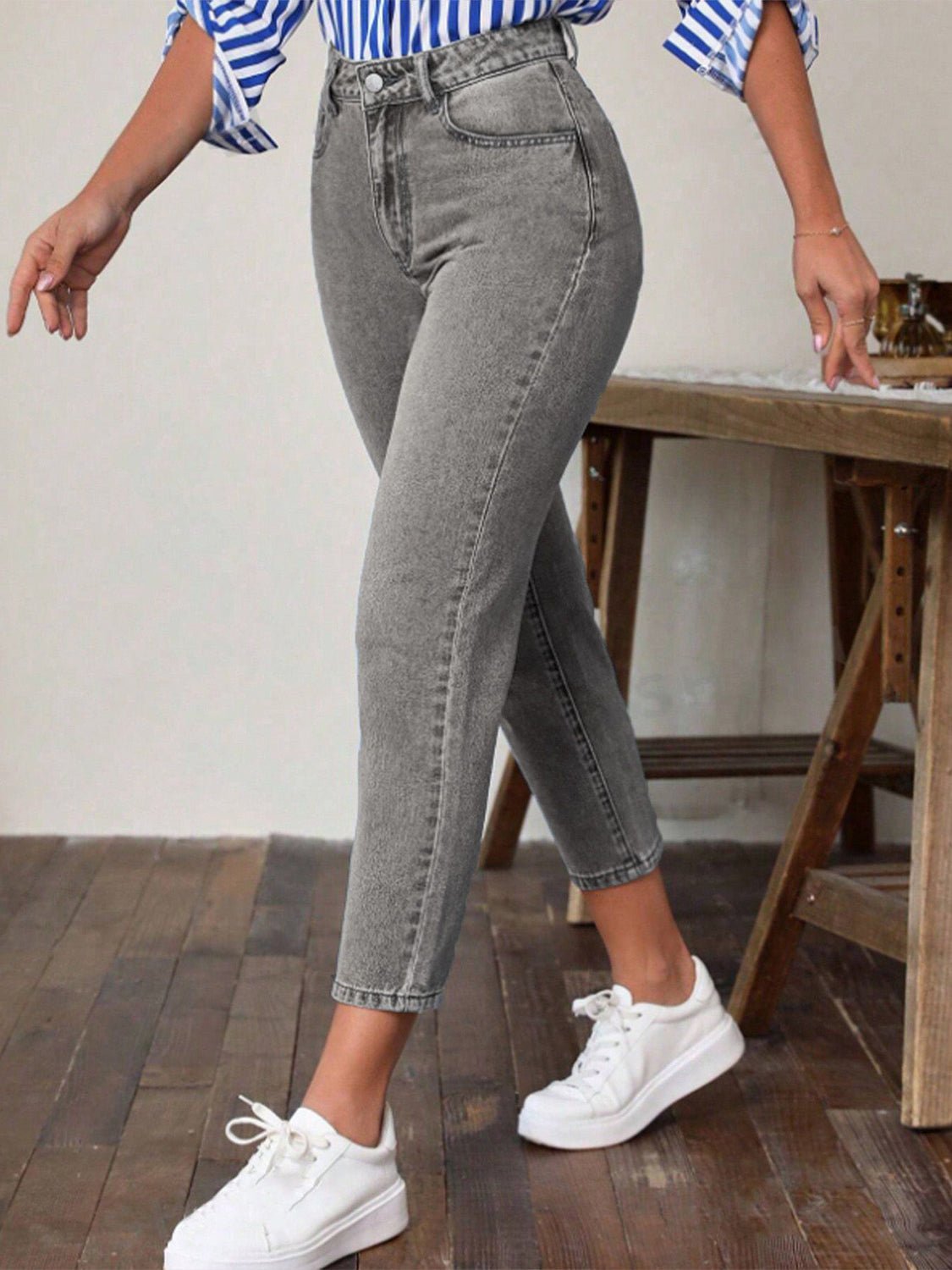High Waist Jeans with Pockets - GirlyBayJeans & DenimHigh Waist Jeans with Pockets100100939283455SGrayGirlyBayHigh Waist Jeans with Pockets