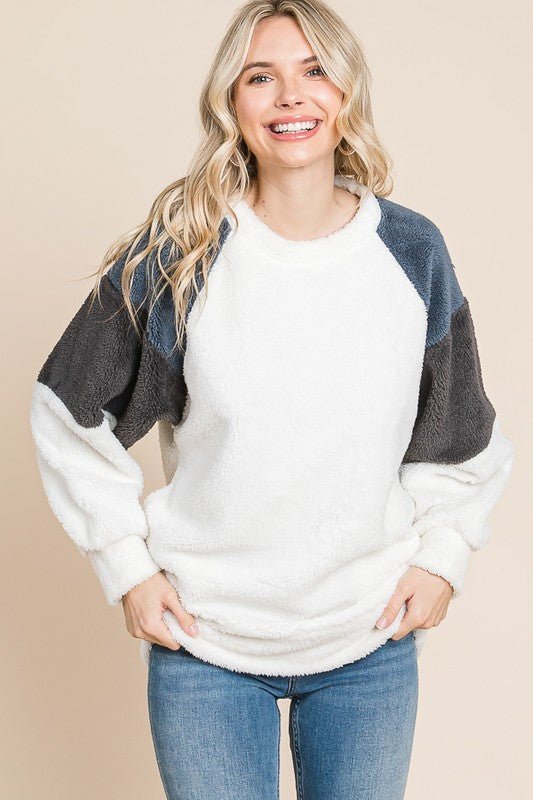 Culture Code Color Block Faux Fur Raglan Sleeve Sweatshirt - GirlyBayCasual DressesCulture Code Color Block Faux Fur Raglan Sleeve Sweatshirt100100383871457SWhiteGirlyBayCulture Code Color Block Faux Fur Raglan Sleeve Sweatshirt