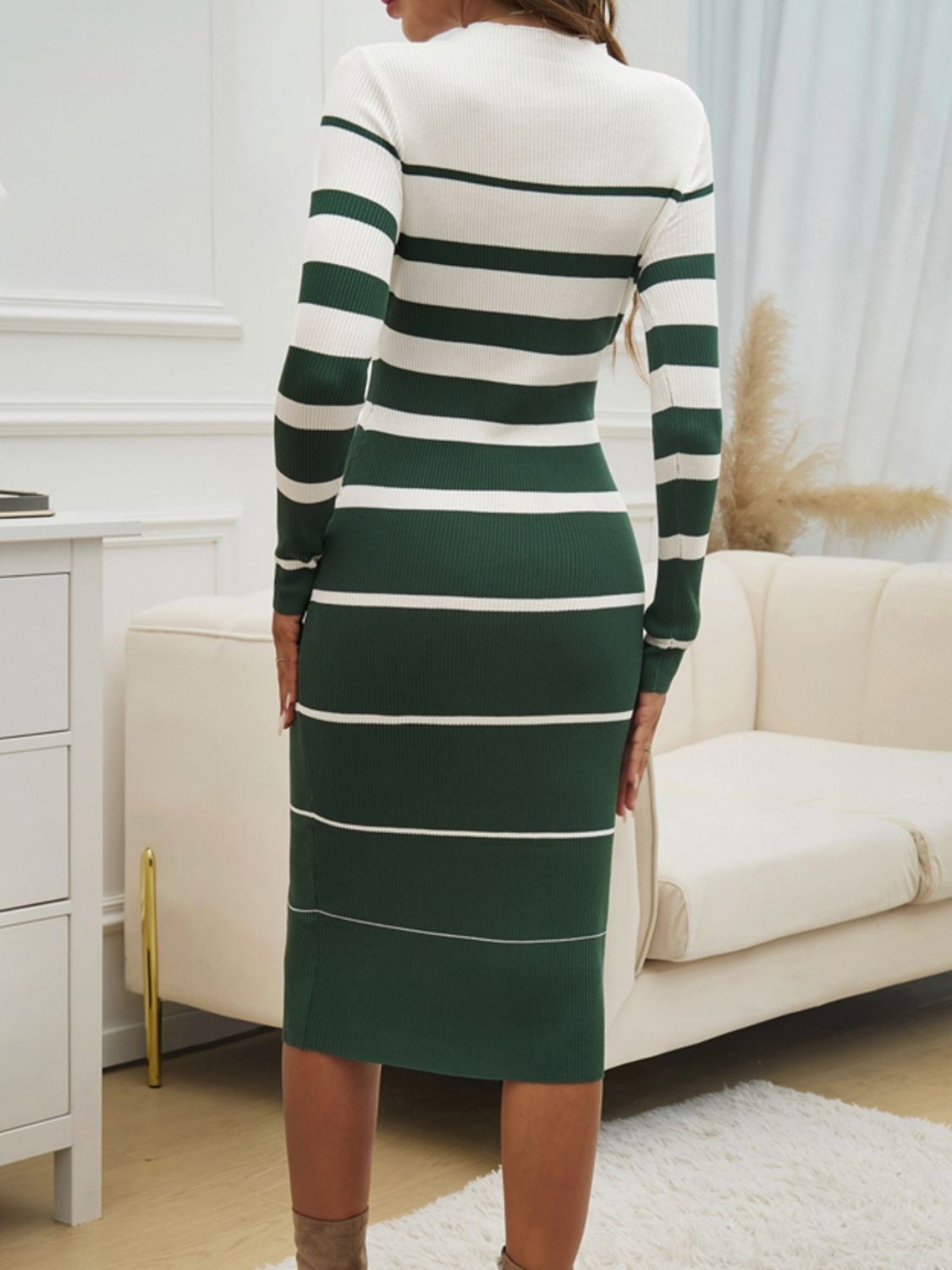 Devine Color Block Round Neck Long Sleeve Midi Dress - GirlyBayDevine Color Block Round Neck Long Sleeve Midi Dress100100683195965SDark GreenGirlyBayDevine Color Block Round Neck Long Sleeve Midi Dress