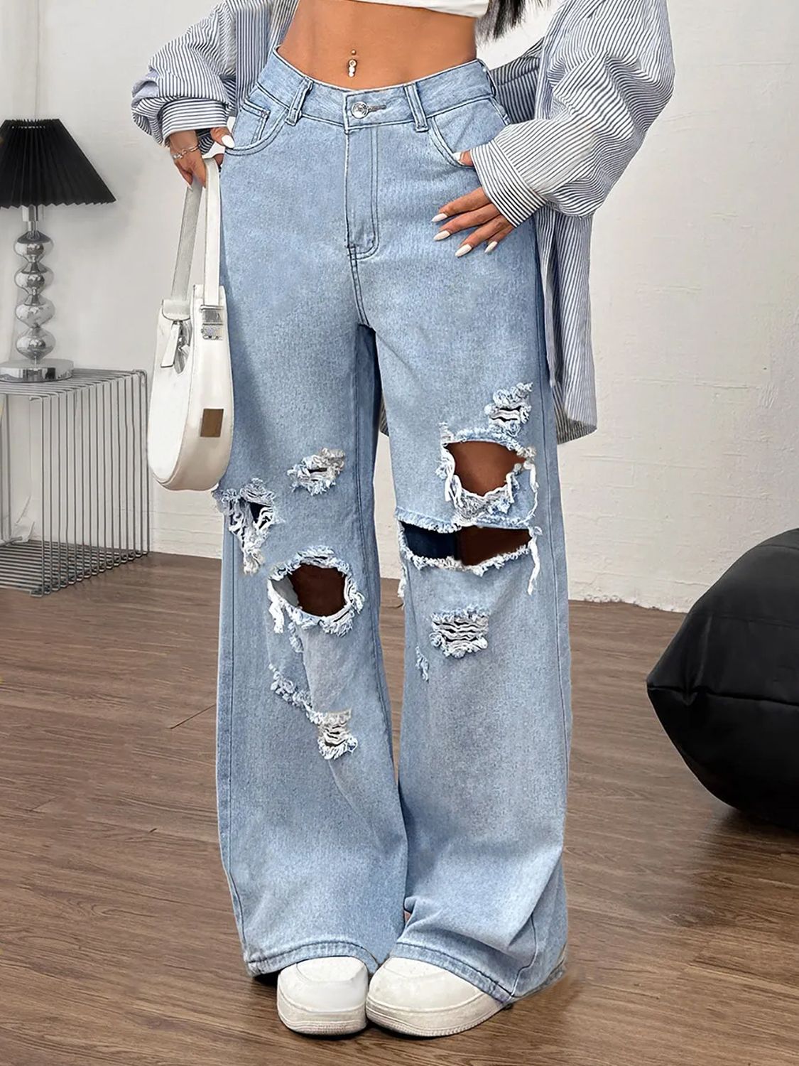 Distressed Wide Leg Jeans with Pockets - GirlyBayJeans & DenimDistressed Wide Leg Jeans with Pockets100100147561634XSLightGirlyBayDistressed Wide Leg Jeans with Pockets