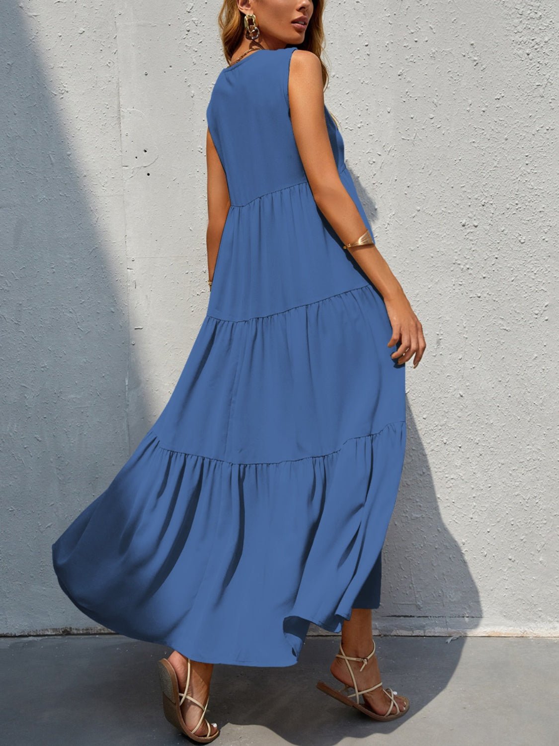 FAM - FAM Tiered V - Neck Sleeveless Dress - GirlyBayMaxi DressesFAM - FAM Tiered V - Neck Sleeveless Dress100100481841300SBlackGirlyBayFAM - FAM Tiered V - Neck Sleeveless Dress