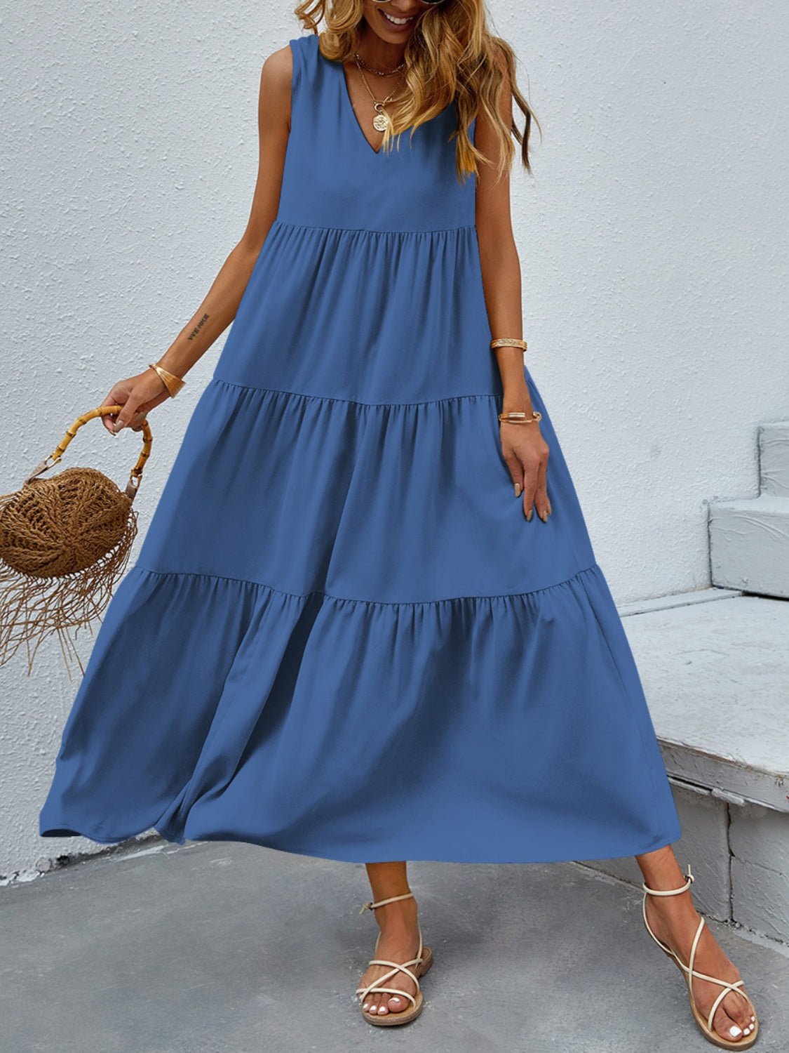 FAM - FAM Tiered V - Neck Sleeveless Dress - GirlyBayMaxi DressesFAM - FAM Tiered V - Neck Sleeveless Dress100100481841300SBlackGirlyBayFAM - FAM Tiered V - Neck Sleeveless Dress