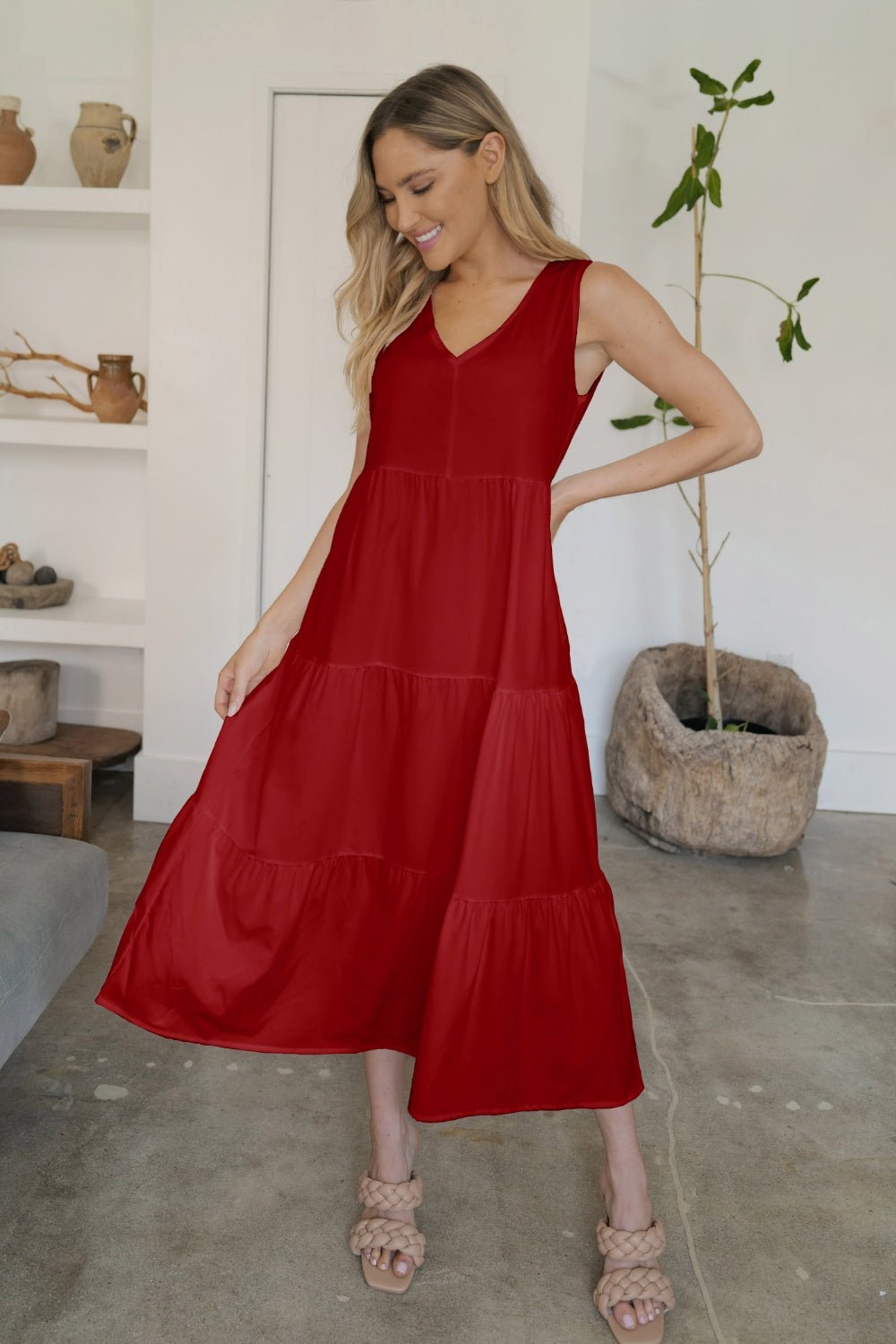 FAM - FAM Tiered V - Neck Sleeveless Dress - GirlyBayMaxi DressesFAM - FAM Tiered V - Neck Sleeveless Dress100100481841300SBlackGirlyBayFAM - FAM Tiered V - Neck Sleeveless Dress