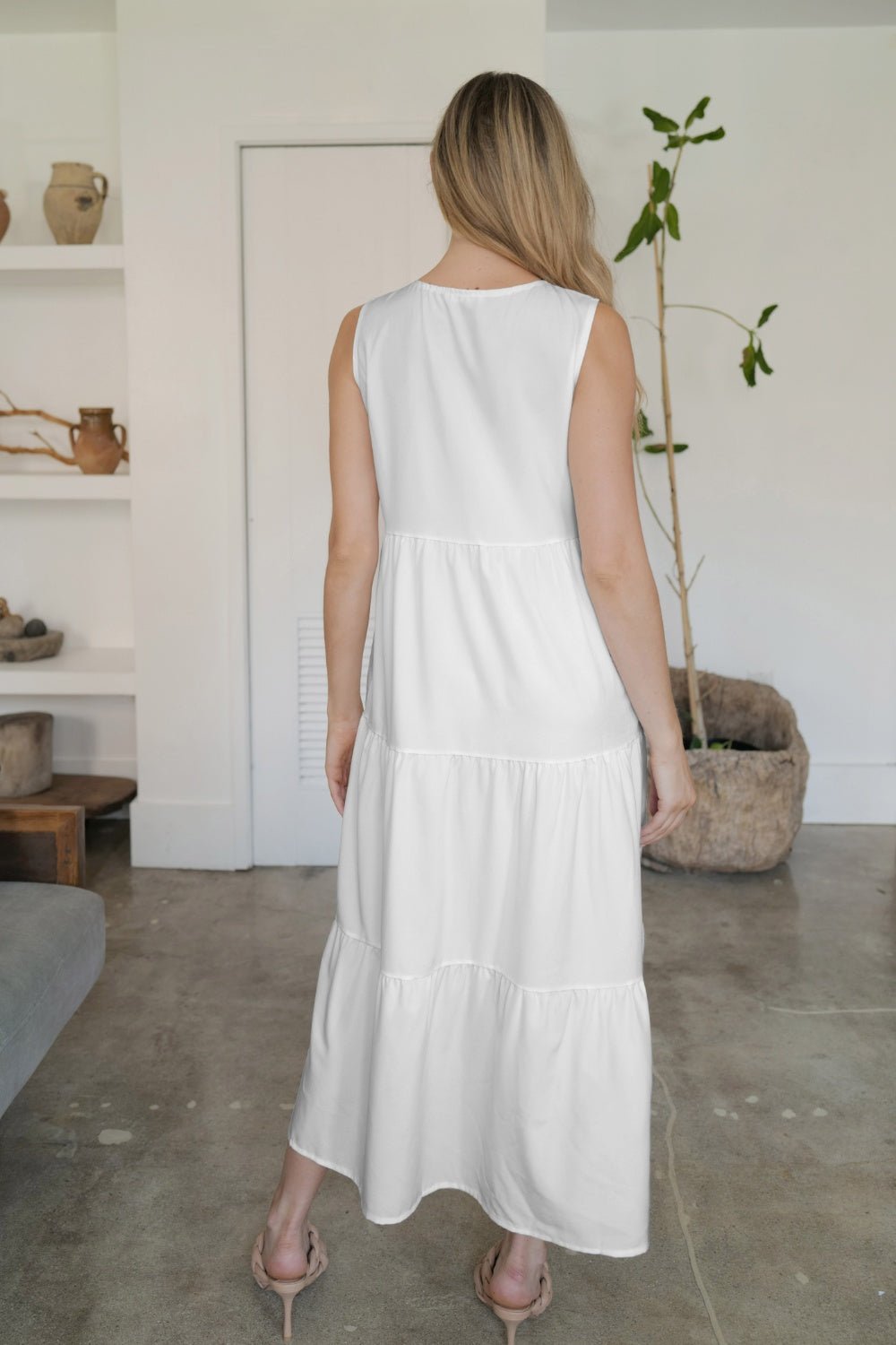 FAM - FAM Tiered V - Neck Sleeveless Dress - GirlyBayMaxi DressesFAM - FAM Tiered V - Neck Sleeveless Dress100100481841300SBlackGirlyBayFAM - FAM Tiered V - Neck Sleeveless Dress