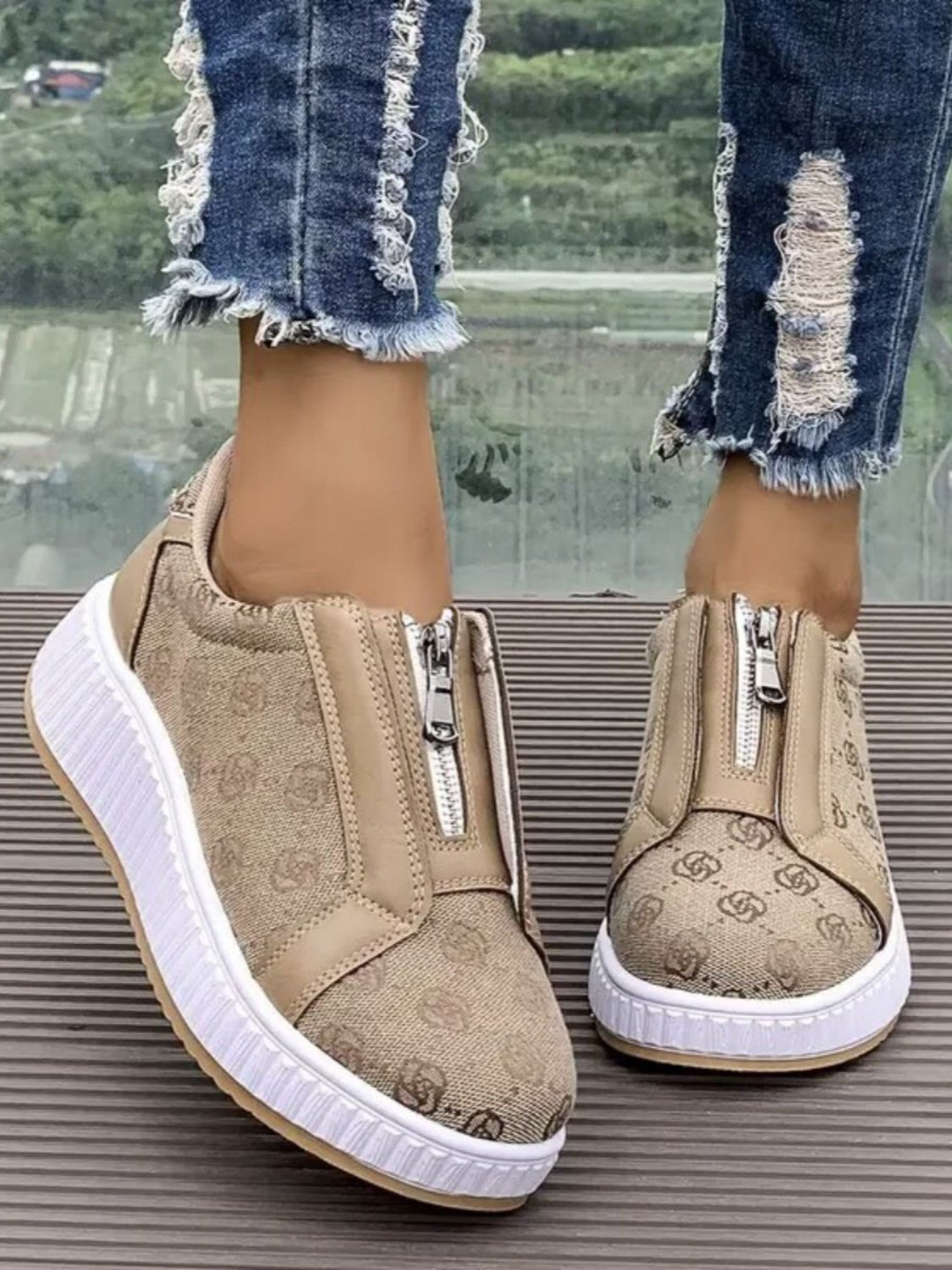 Floral Round Toe Sneakers with Zip - GirlyBayShoesFloral Round Toe Sneakers with Zip10060020368908836(US5)TanGirlyBayFloral Round Toe Sneakers with Zip