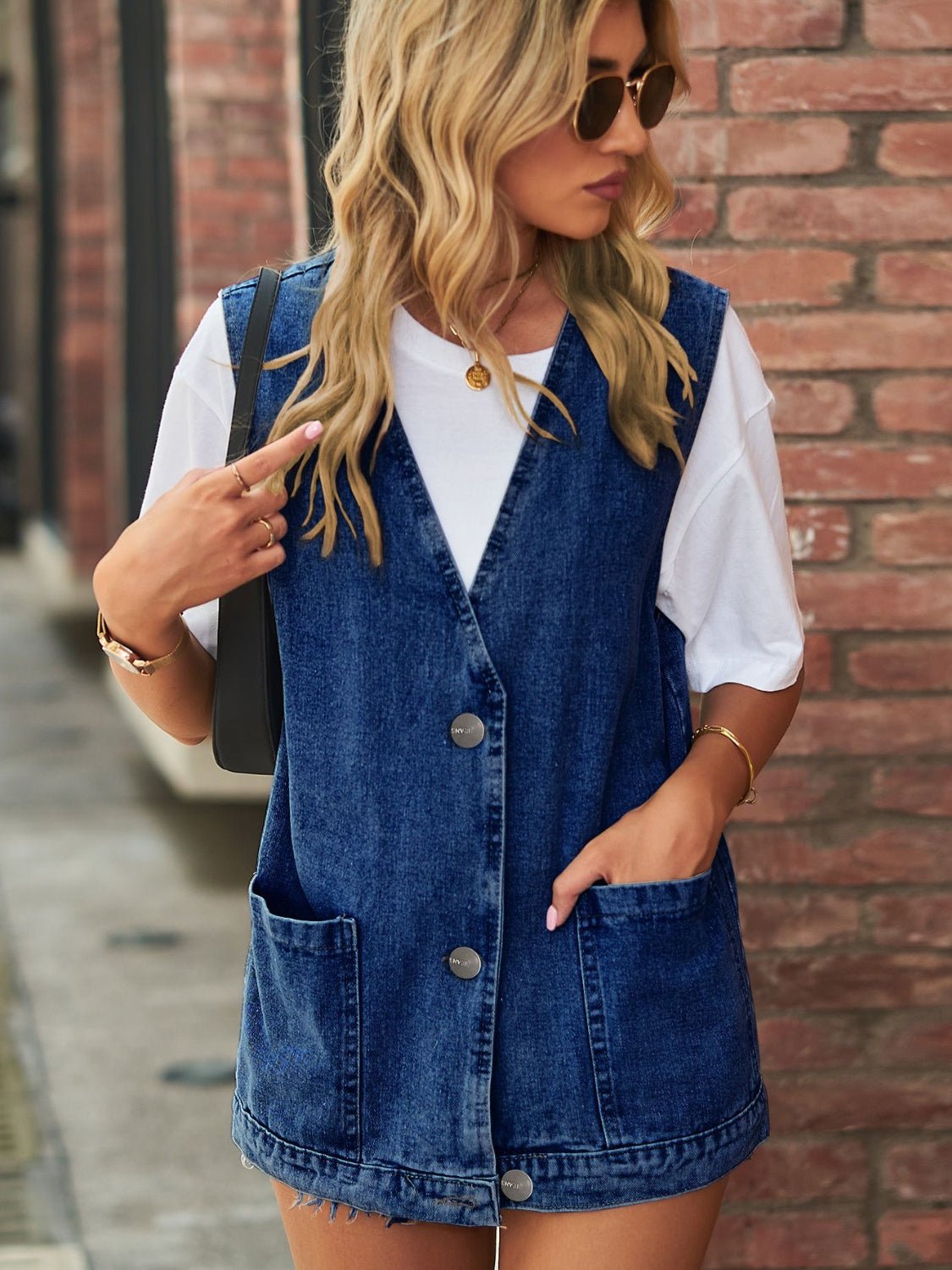 Full Size V - Neck Button Up Denim Vest - GirlyBayJeans & DenimFull Size V - Neck Button Up Denim Vest100100548451261SMediumGirlyBayFull Size V - Neck Button Up Denim Vest