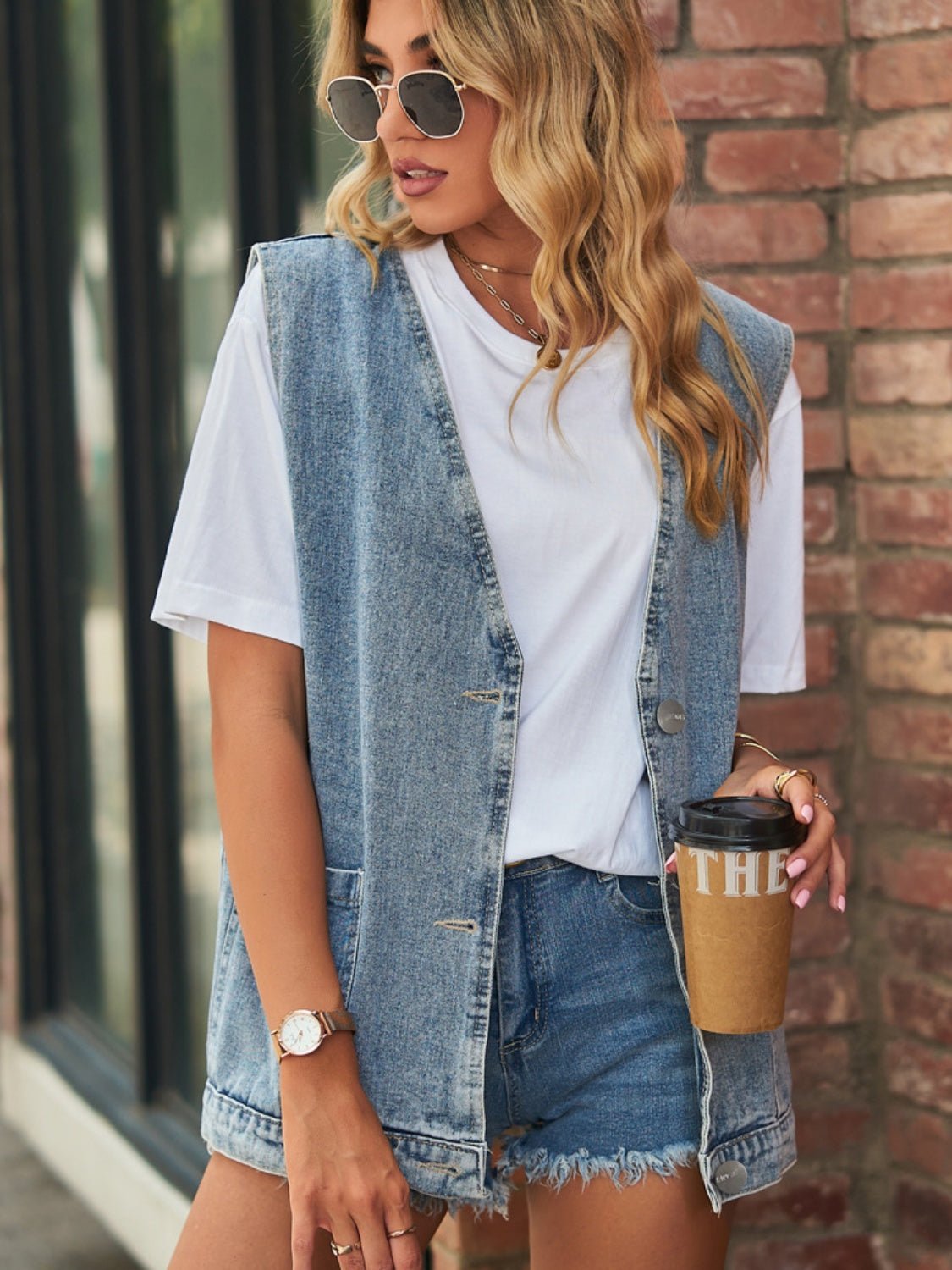 Full Size V - Neck Button Up Denim Vest - GirlyBayJeans & DenimFull Size V - Neck Button Up Denim Vest100100548452099SBlackGirlyBayFull Size V - Neck Button Up Denim Vest