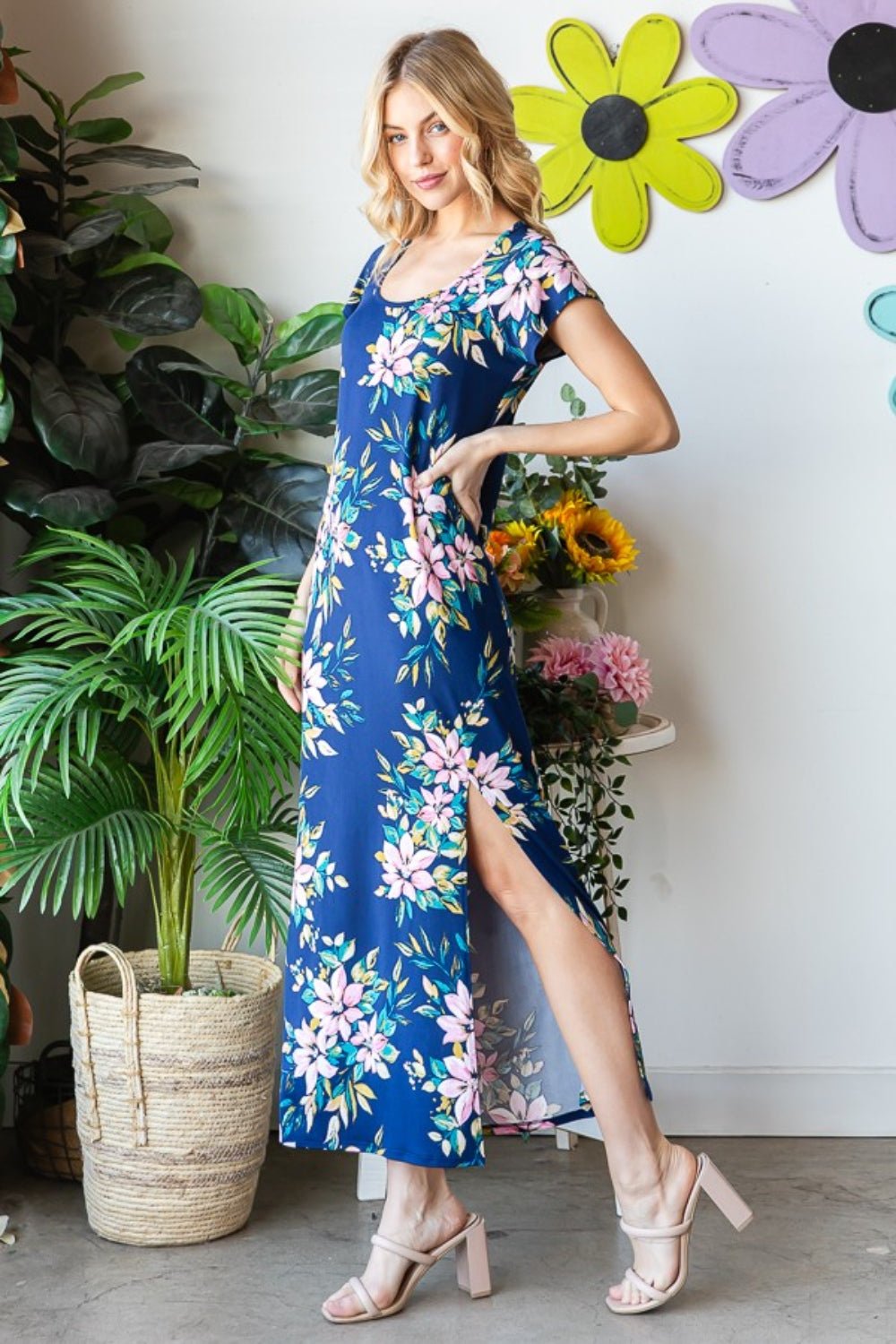 Heimish Full Size Floral Short Sleeve Slit Dress - GirlyBayHeimish Full Size Floral Short Sleeve Slit Dress100100265181360SNavy MultiGirlyBayHeimish Full Size Floral Short Sleeve Slit Dress