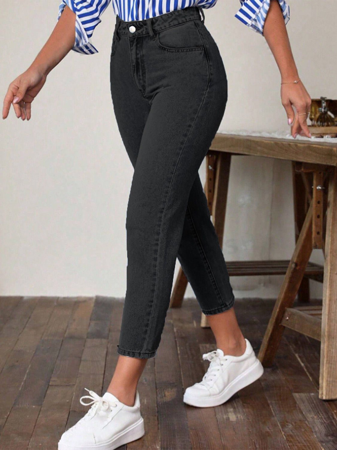 High Waist Jeans with Pockets - GirlyBayJeans & DenimHigh Waist Jeans with Pockets100100939282916SBlackGirlyBayHigh Waist Jeans with Pockets