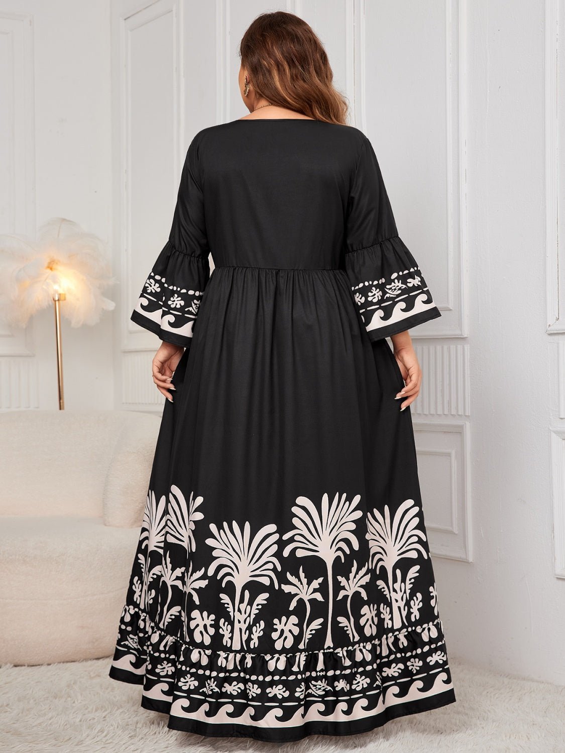 Honey Plus Size Printed V - Neck Long Sleeve Maxi Dress - GirlyBayPlus Size ClothesHoney Plus Size Printed V - Neck Long Sleeve Maxi Dress1001003918510831XLBlackGirlyBayHoney Plus Size Printed V - Neck Long Sleeve Maxi Dress