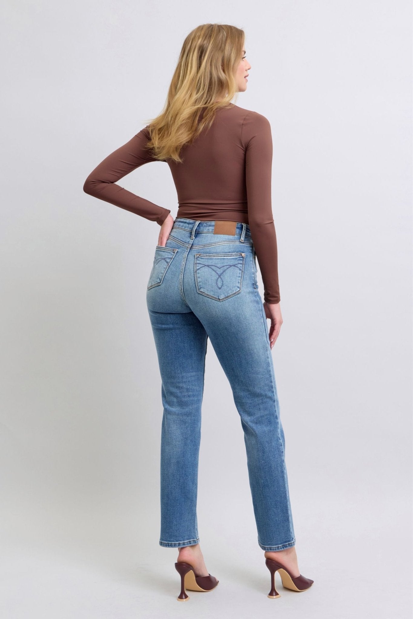 Judy Blue Full Size Run Vintage Wash Thermal Straight Jeans - GirlyBayJeans & DenimJudy Blue Full Size Run Vintage Wash Thermal Straight Jeans1001007872712250(24)MediumGirlyBayJudy Blue Full Size Run Vintage Wash Thermal Straight Jeans