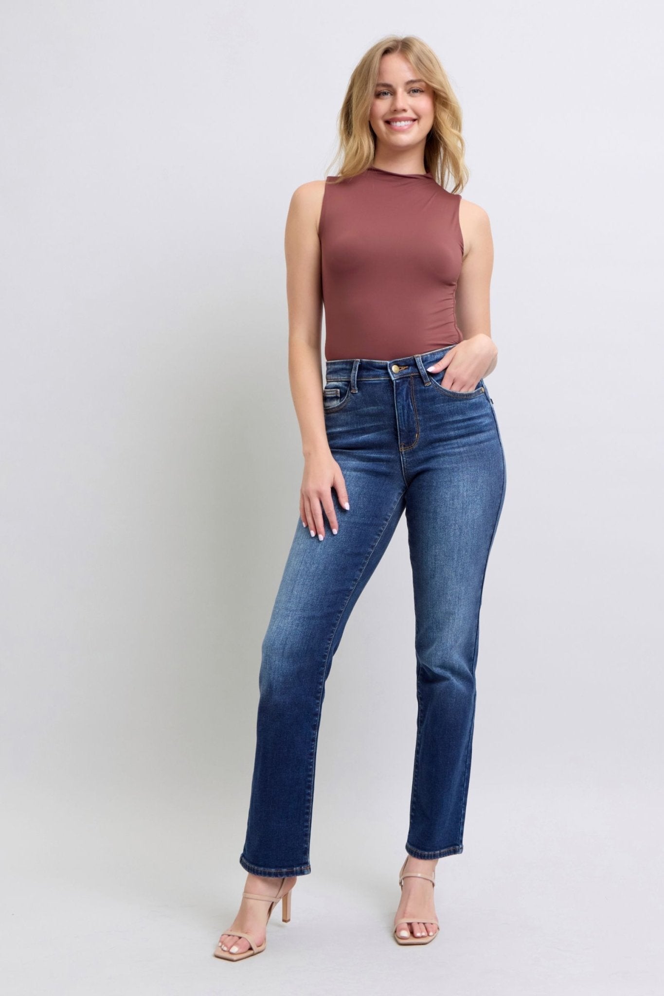 Judy Blue Full Size Washed Straight Leg Jeans with Pockets - GirlyBayJeans & DenimJudy Blue Full Size Washed Straight Leg Jeans with Pockets1001000071013370(24)DarkGirlyBayJudy Blue Full Size Washed Straight Leg Jeans with Pockets