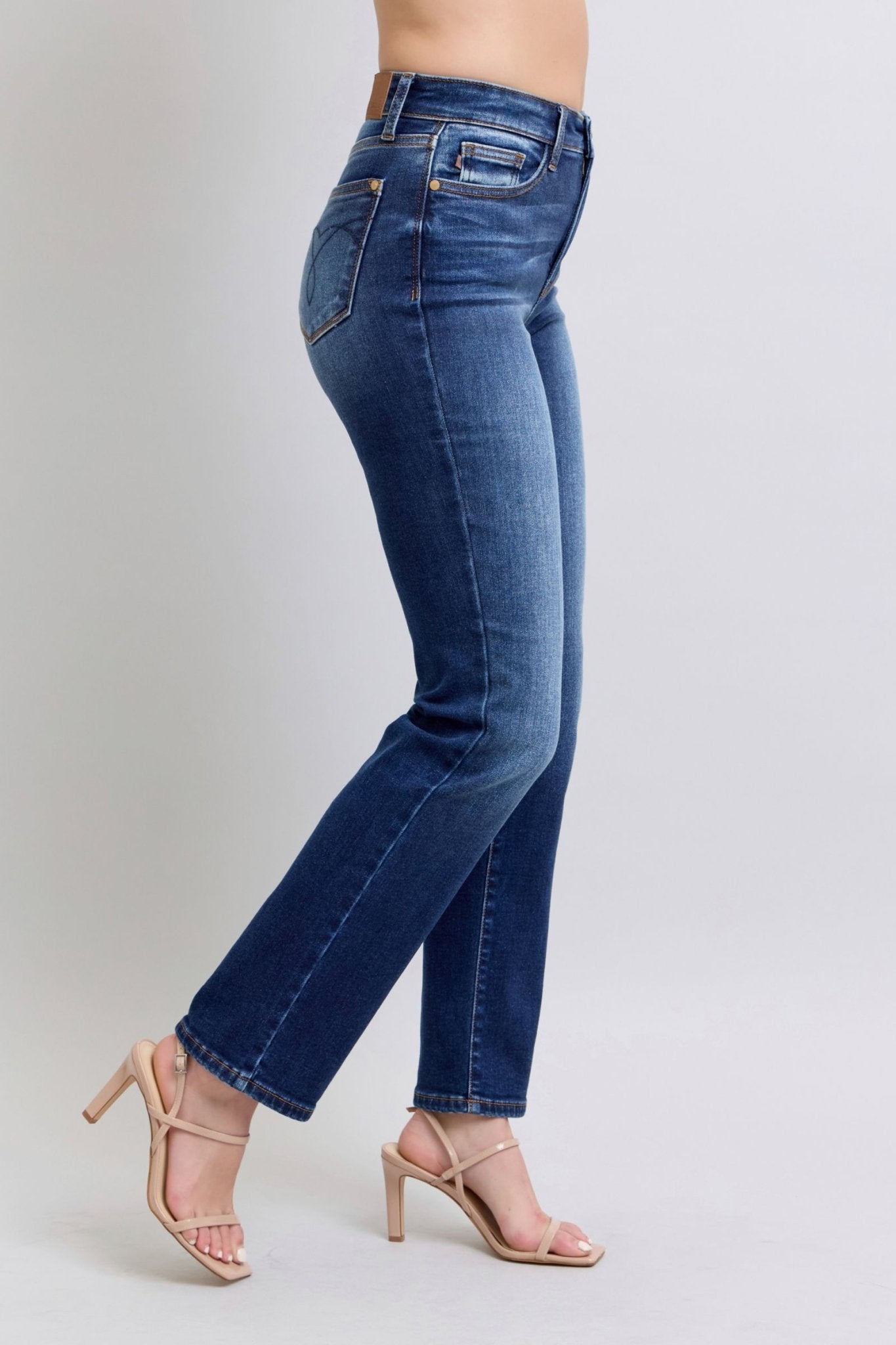 Judy Blue Full Size Washed Straight Leg Jeans with Pockets - GirlyBayJeans & DenimJudy Blue Full Size Washed Straight Leg Jeans with Pockets1001000071013370(24)DarkGirlyBayJudy Blue Full Size Washed Straight Leg Jeans with Pockets