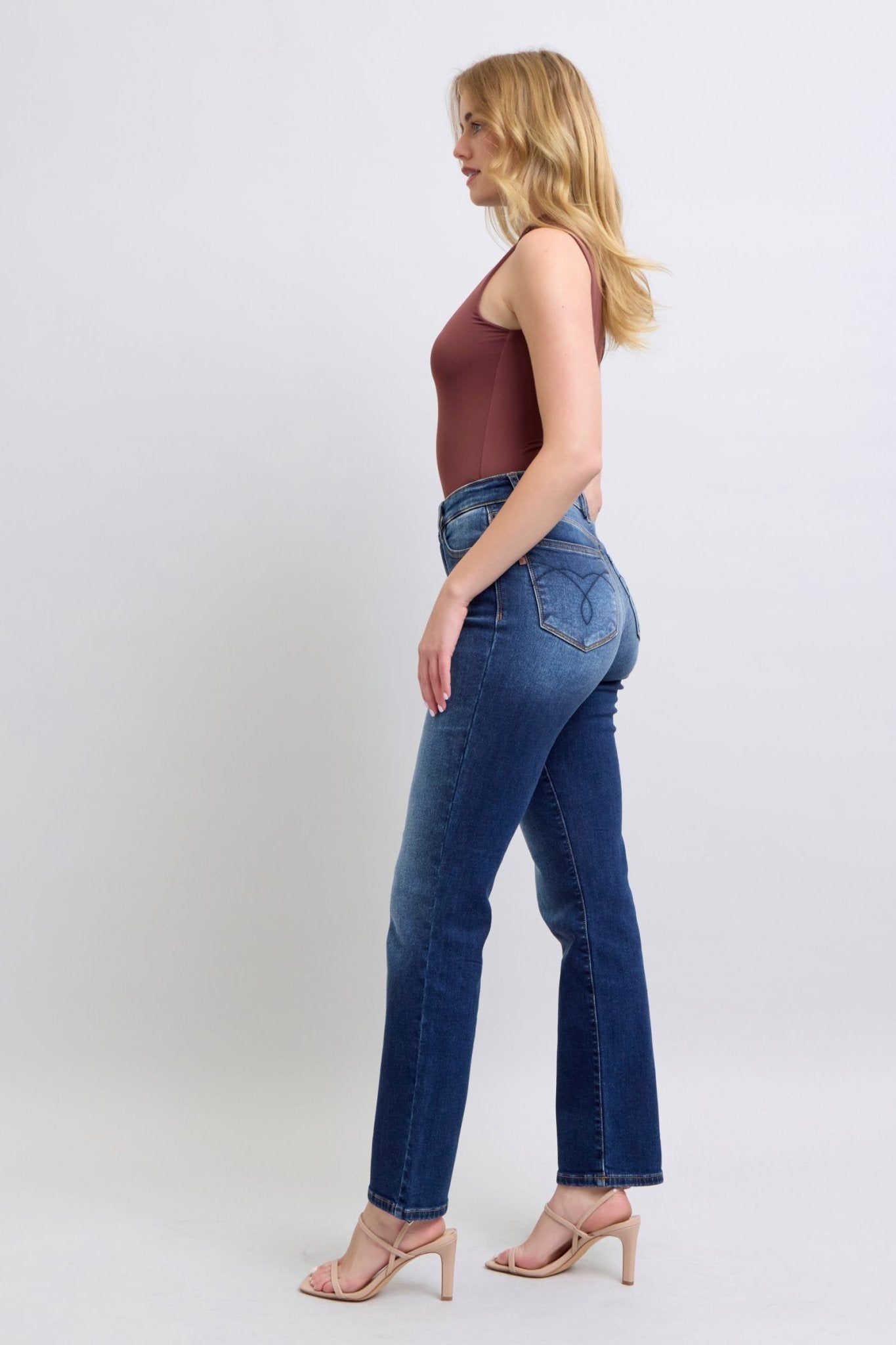 Judy Blue Full Size Washed Straight Leg Jeans with Pockets - GirlyBayJeans & DenimJudy Blue Full Size Washed Straight Leg Jeans with Pockets1001000071013370(24)DarkGirlyBayJudy Blue Full Size Washed Straight Leg Jeans with Pockets