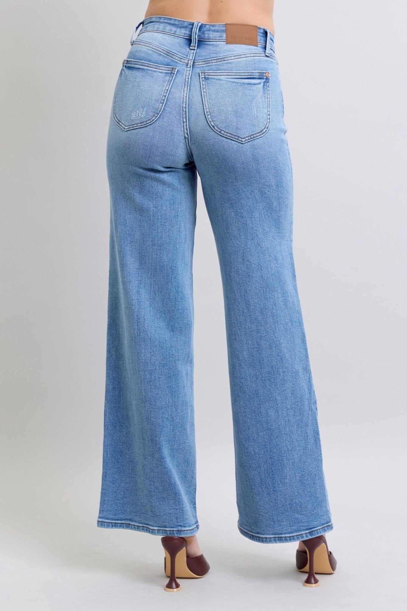 Judy Blue Full Size Wide Leg Jeans with Pockets - GirlyBayJeans & DenimJudy Blue Full Size Wide Leg Jeans with Pockets1001002316010380(24)MediumGirlyBayJudy Blue Full Size Wide Leg Jeans with Pockets