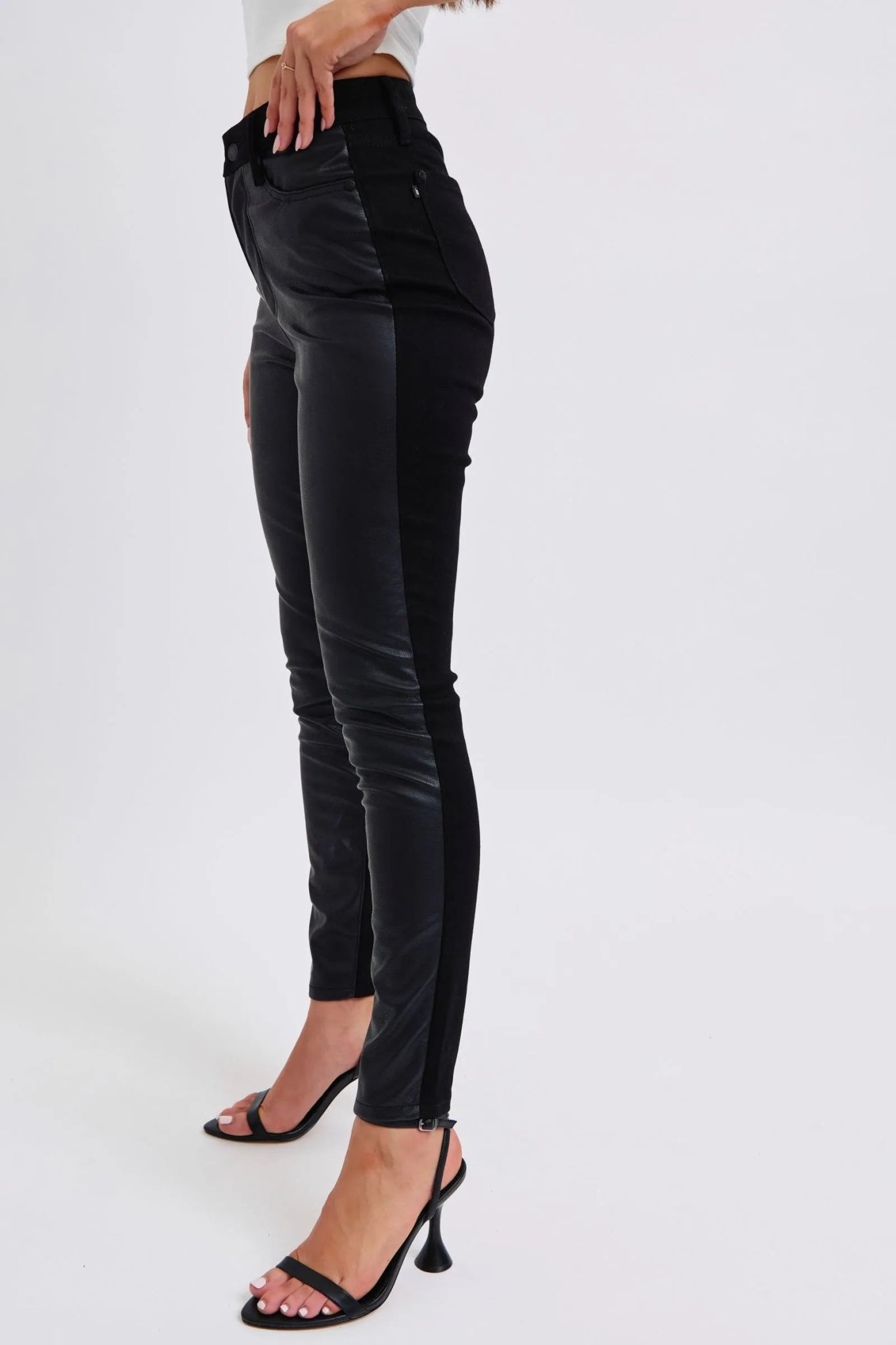 Judy Blue Plus Size HW Faux Leather Skinny Pants - GirlyBayPlus Size Clothese92ef347 - 6ad5 - 43f4 - 9815 - c5cbbf7794c8 - Max - Origin10010010569133814WBlackGirlyBaye92ef347 - 6ad5 - 43f4 - 9815 - c5cbbf7794c8 - Max - OriginJudy Blue Plus Size HW Faux Leather Skinny PantsPlus Size ClothesGirlyBay100100105691338
