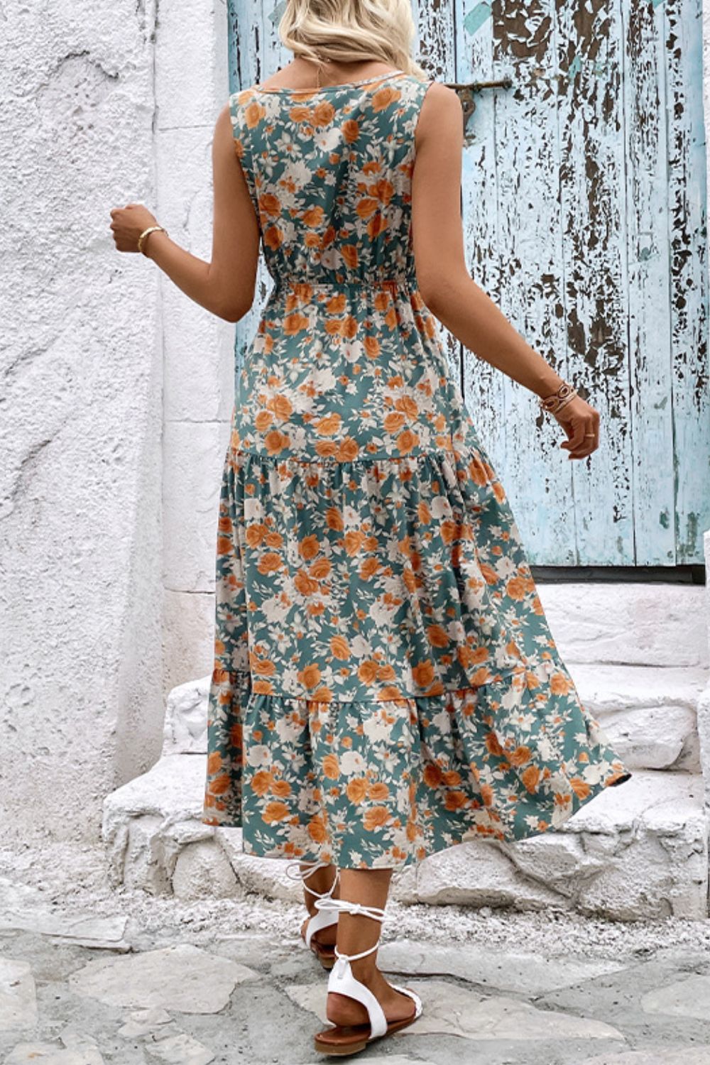 Perfee Floral V - Neck Tiered Sleeveless Dress - GirlyBayMaxi DressesPerfee Floral V - Neck Tiered Sleeveless Dress100100780949727SFloralGirlyBayPerfee Floral V - Neck Tiered Sleeveless Dress