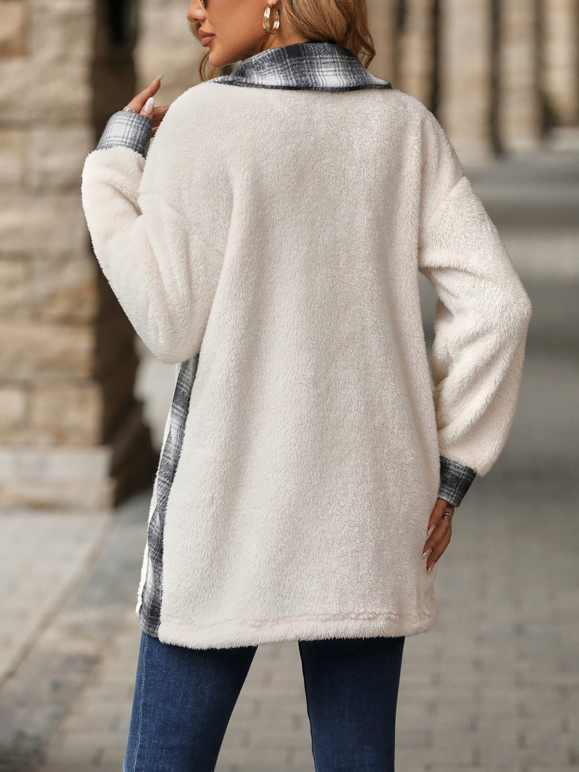 Plaid Contrast Dropped Shoulder Coat - GirlyBayOuterwearPlaid Contrast Dropped Shoulder Coat100100345055934SWhiteGirlyBayPlaid Contrast Dropped Shoulder Coat