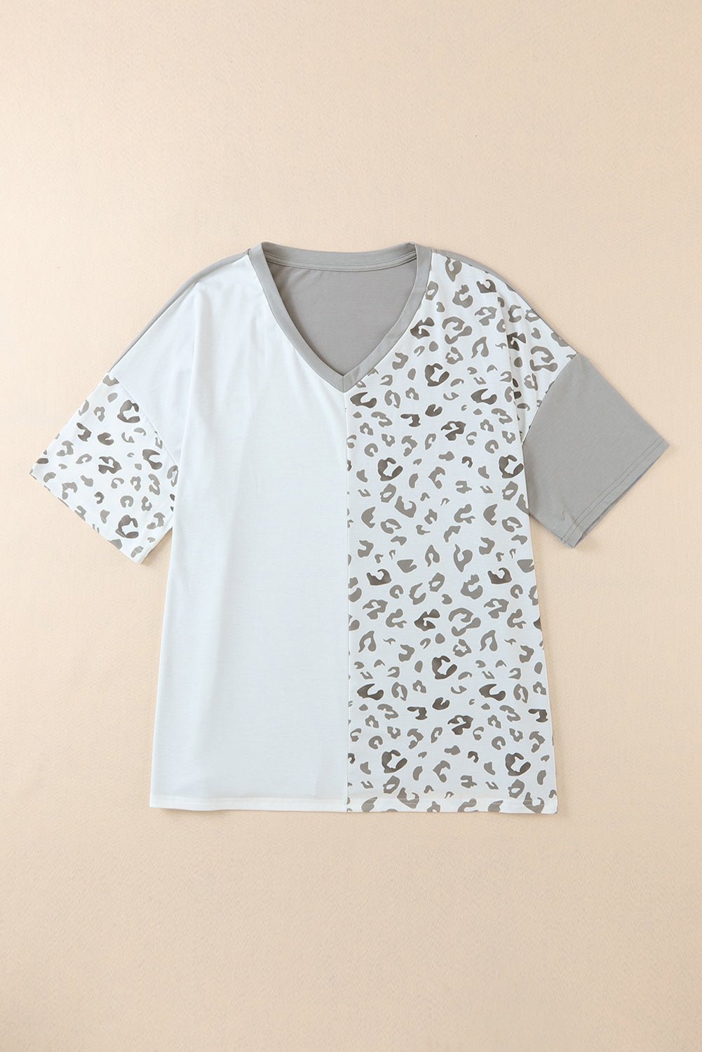 Plus Size Leopard V - Neck T-Shirt - GirlyBayPlus Size ClothesPlus Size Leopard V - Neck T-Shirt1001009924920901XLight GrayGirlyBayPlus Size Leopard V - Neck T-Shirt
