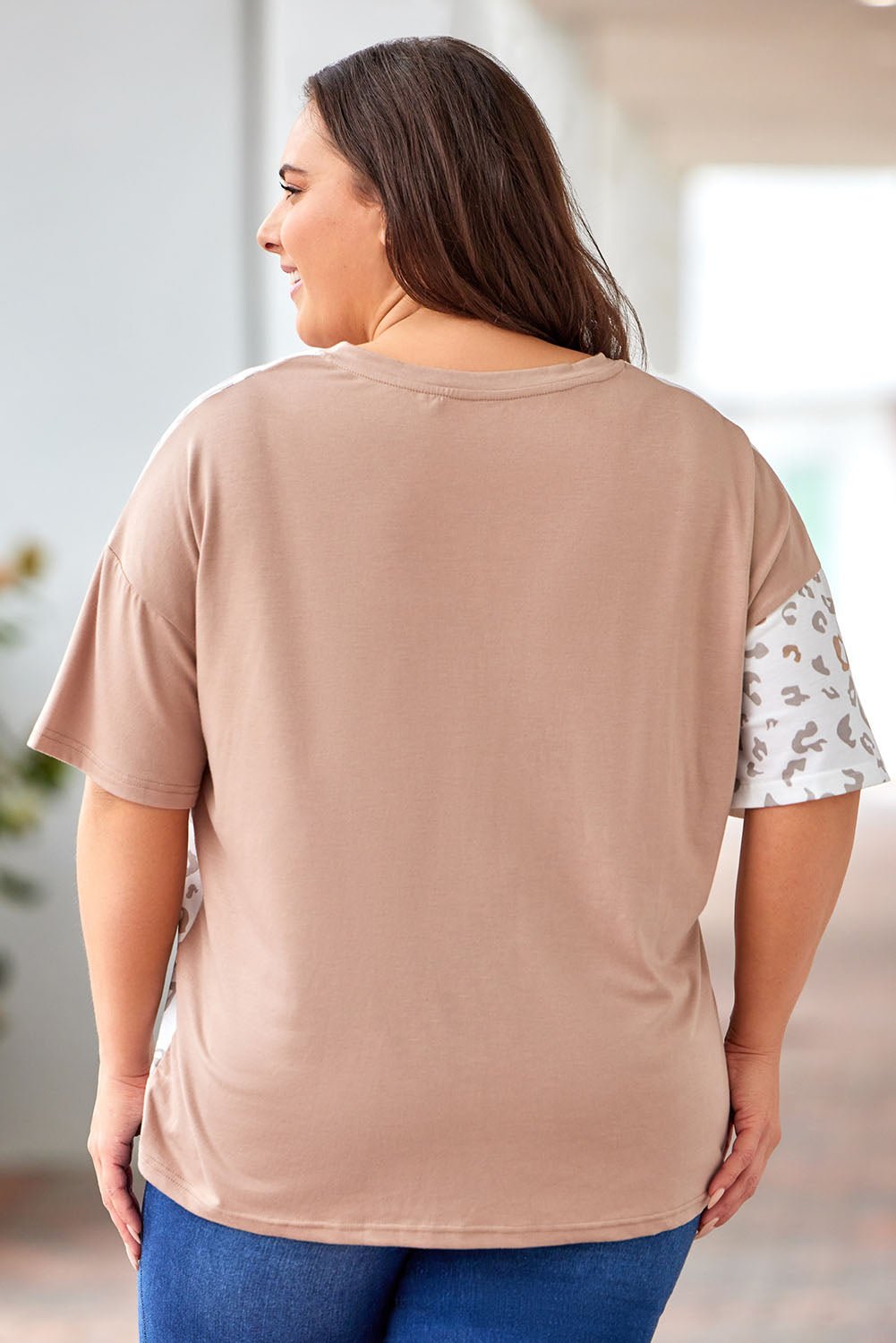 Plus Size Leopard V - Neck T-Shirt - GirlyBayPlus Size ClothesPlus Size Leopard V - Neck T-Shirt1001009924922441XWhiteGirlyBayPlus Size Leopard V - Neck T-Shirt