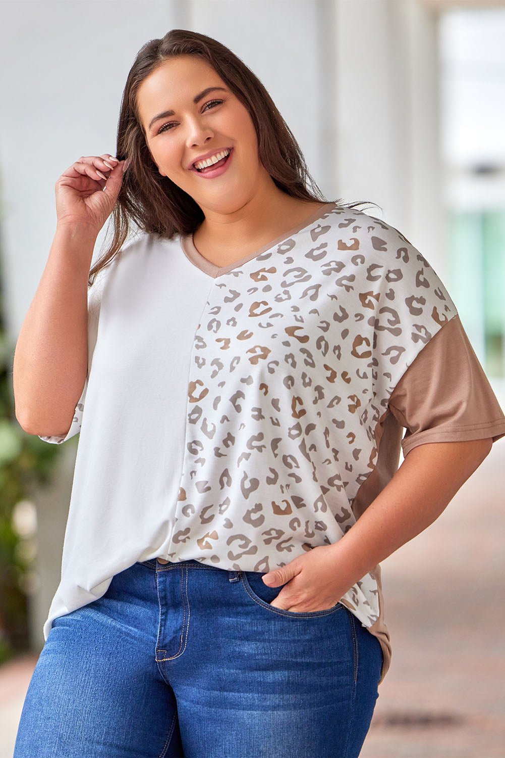 Plus Size Leopard V - Neck T-Shirt - GirlyBayPlus Size ClothesPlus Size Leopard V - Neck T-Shirt1001009924922441XWhiteGirlyBayPlus Size Leopard V - Neck T-Shirt
