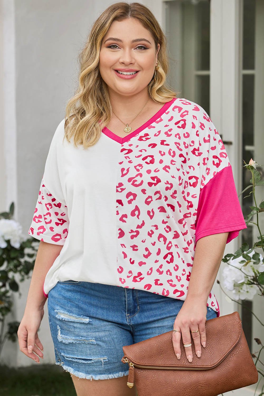 Plus Size Leopard V - Neck T-Shirt - GirlyBayPlus Size ClothesPlus Size Leopard V - Neck T-Shirt1001009924944881XHot PinkGirlyBayPlus Size Leopard V - Neck T-Shirt