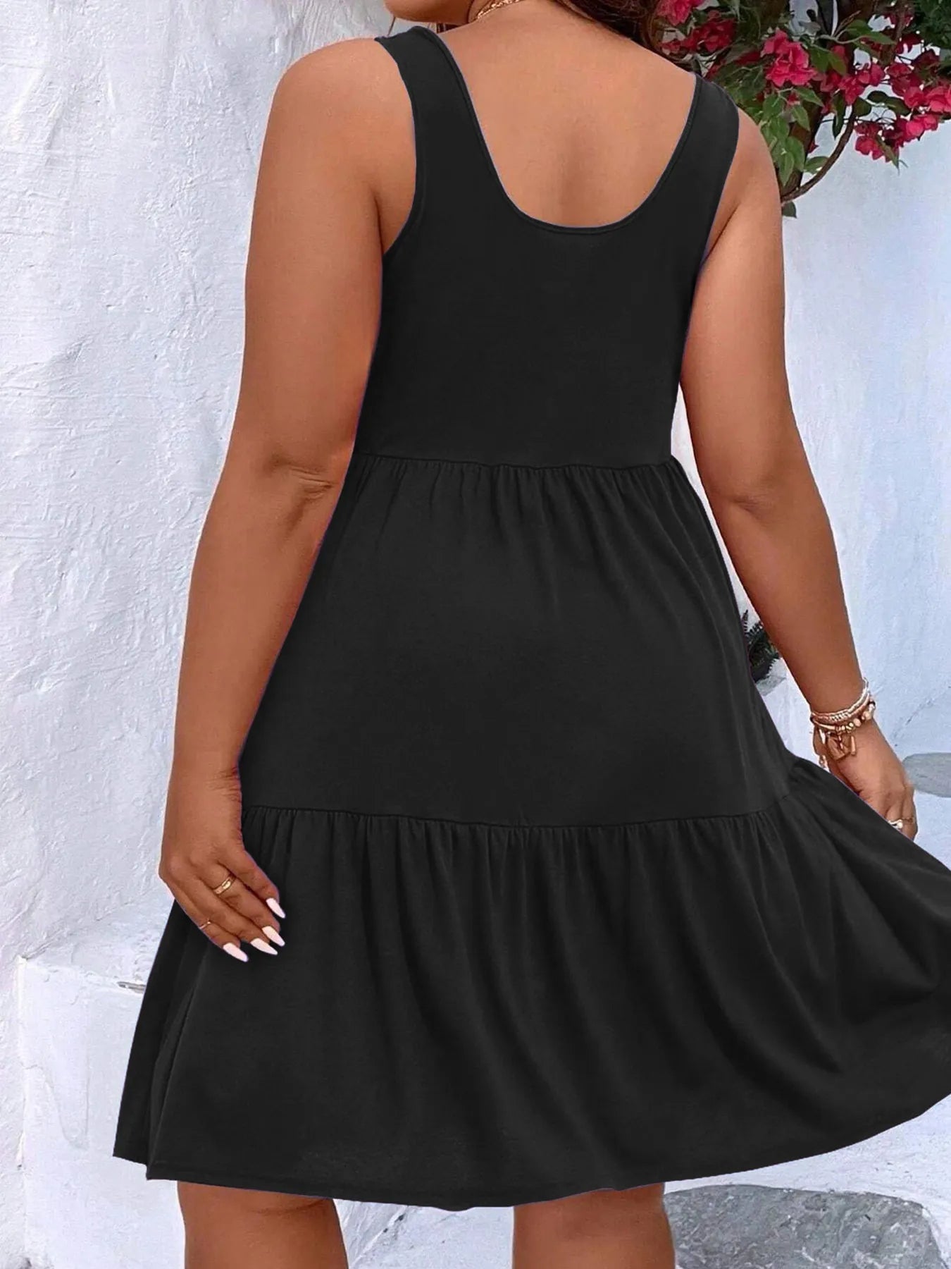 Plus Size Tiered Scoop Neck Tank Dress - GirlyBayCasual Dressesd922d41497124e1483f1cc1163edb208 - Max - Origin100100321220718XLBlackGirlyBayd922d41497124e1483f1cc1163edb208 - Max - OriginPlus Size Tiered Scoop Neck Tank DressCasual DressesGirlyBay100100321220718