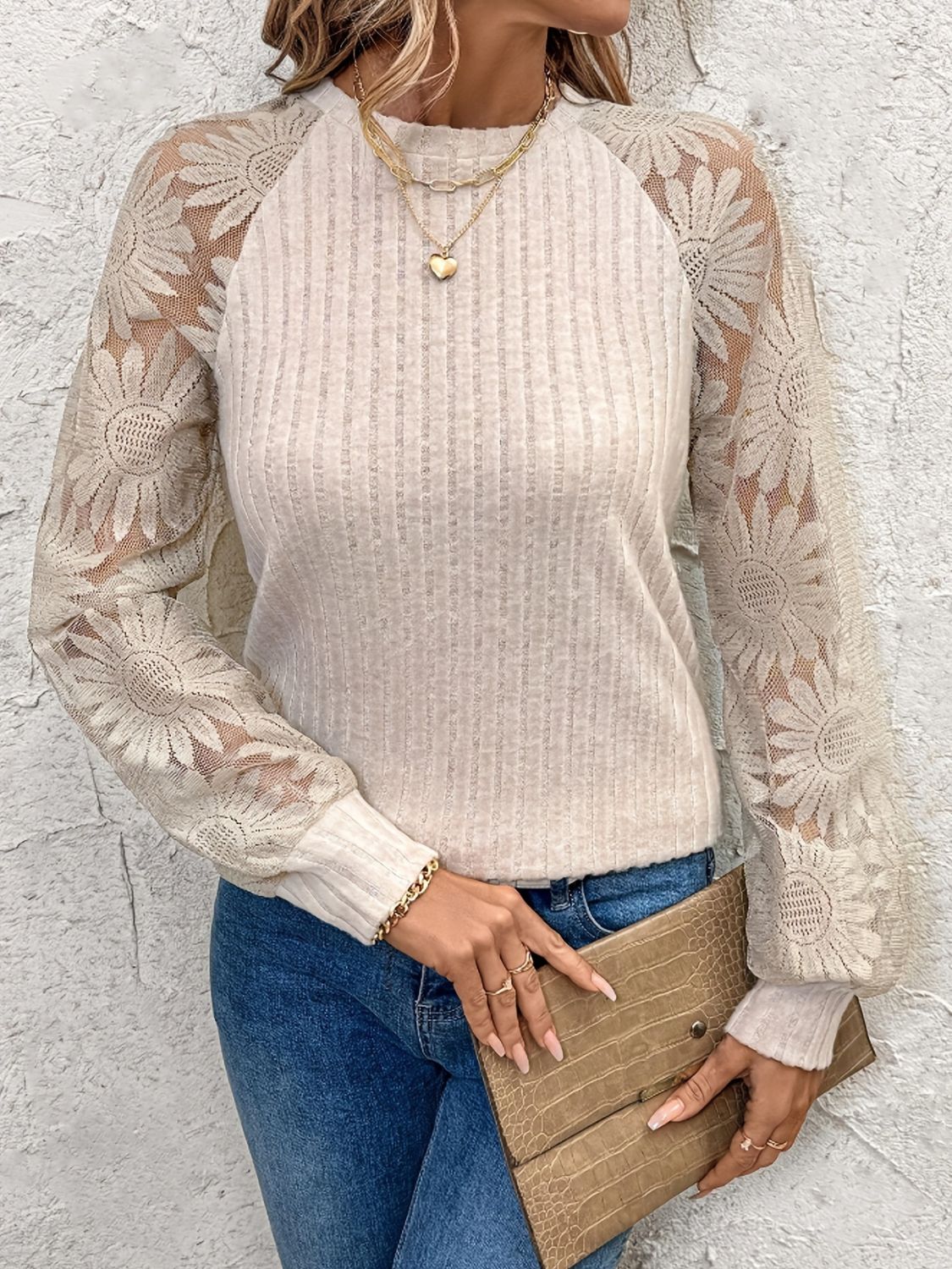 Round Neck Lace Patchwork Long Sleeve Top - GirlyBayRound Neck Lace Patchwork Long Sleeve Top100100369051528SDust StormGirlyBayRound Neck Lace Patchwork Long Sleeve Top