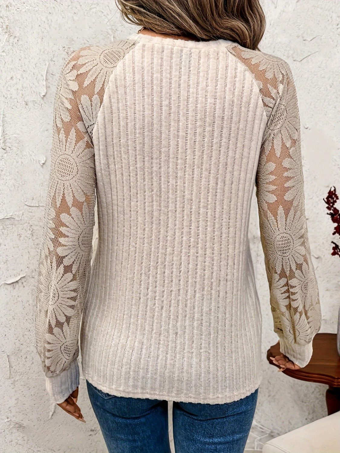 Round Neck Lace Patchwork Long Sleeve Top - GirlyBayRound Neck Lace Patchwork Long Sleeve Top100100369051528SDust StormGirlyBayRound Neck Lace Patchwork Long Sleeve Top