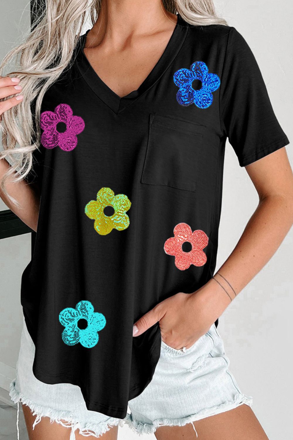 Sequin Flower V - Neck Short Sleeve T-Shirt - GirlyBaySequin Flower V - Neck Short Sleeve T-Shirt100100445671620SBlackGirlyBaySequin Flower V - Neck Short Sleeve T-Shirt