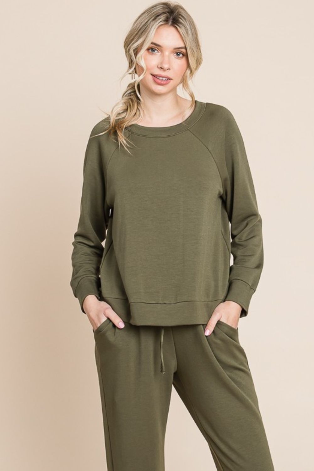 Super Lady Round Neck Raglan Sleeve Top and Pants Lounge Set - GirlyBayLoungewear & UnderwearSuper Lady Round Neck Raglan Sleeve Top and Pants Lounge Set100100807411430SOliveGirlyBaySuper Lady Round Neck Raglan Sleeve Top and Pants Lounge Set