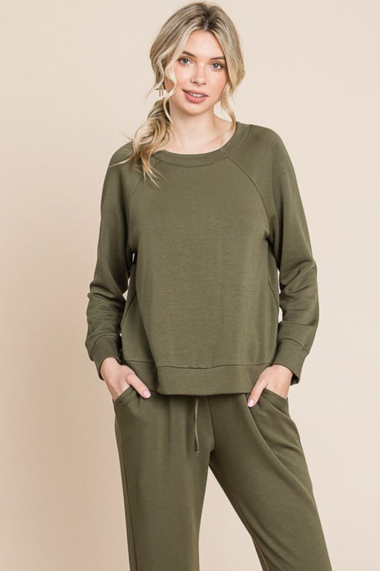 Super Lady Round Neck Raglan Sleeve Top and Pants Lounge Set - GirlyBayLoungewear & UnderwearSuper Lady Round Neck Raglan Sleeve Top and Pants Lounge Set100100807411430SOliveGirlyBaySuper Lady Round Neck Raglan Sleeve Top and Pants Lounge Set