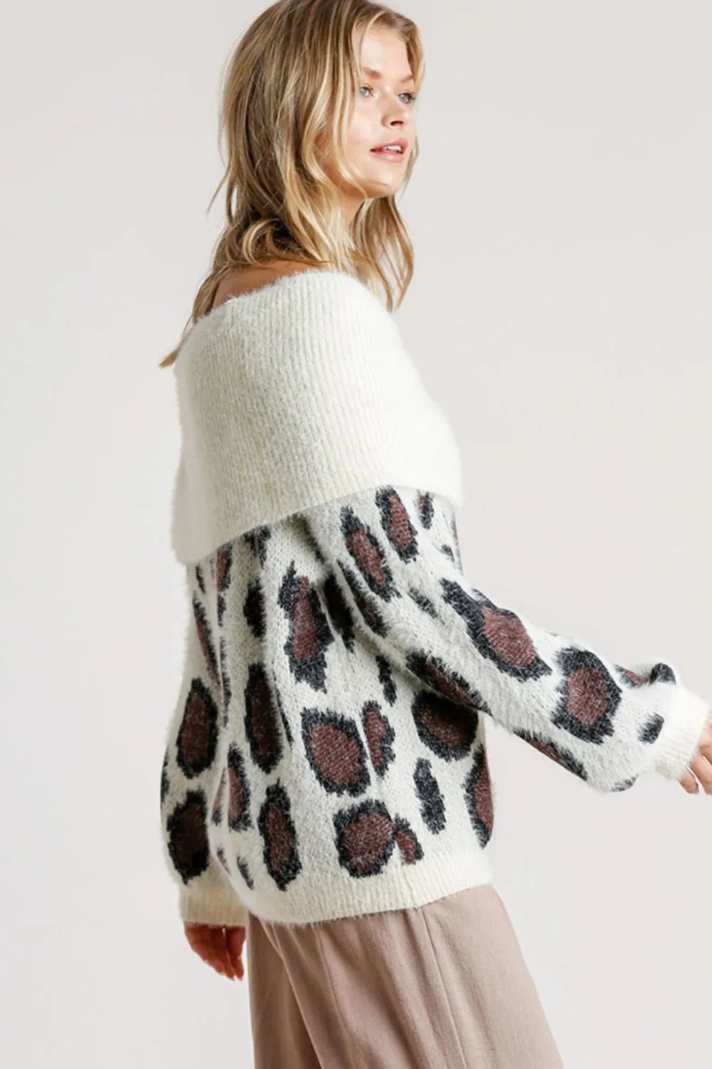Umgee Full Size Leopard Off - Shoulder Long Sleeve Sweater Plus Size - GirlyBayPlus Size Clothes535a3eb1 - 3583 - 4124 - 8d2b - d5c4a45cf52b - Max100100406291859SCREAMMIXGirlyBay535a3eb1 - 3583 - 4124 - 8d2b - d5c4a45cf52b - MaxUmgee Full Size Leopard Off - Shoulder Long Sleeve Sweater Plus SizePlus Size ClothesGirlyBay100100406291859
